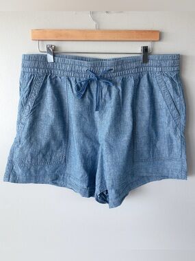 GAP blue Chambray Women's Shorts lightweight